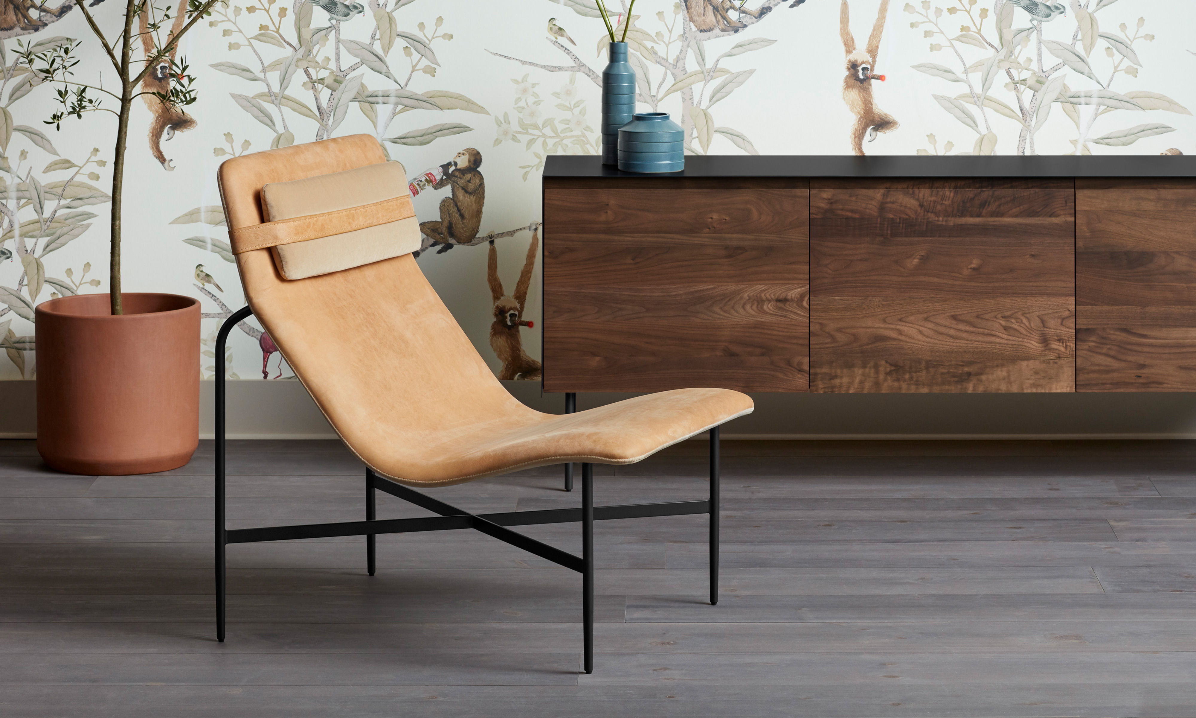 Deep Thoughts Leather Lounge Chair by Blu Dot | Steelcase
